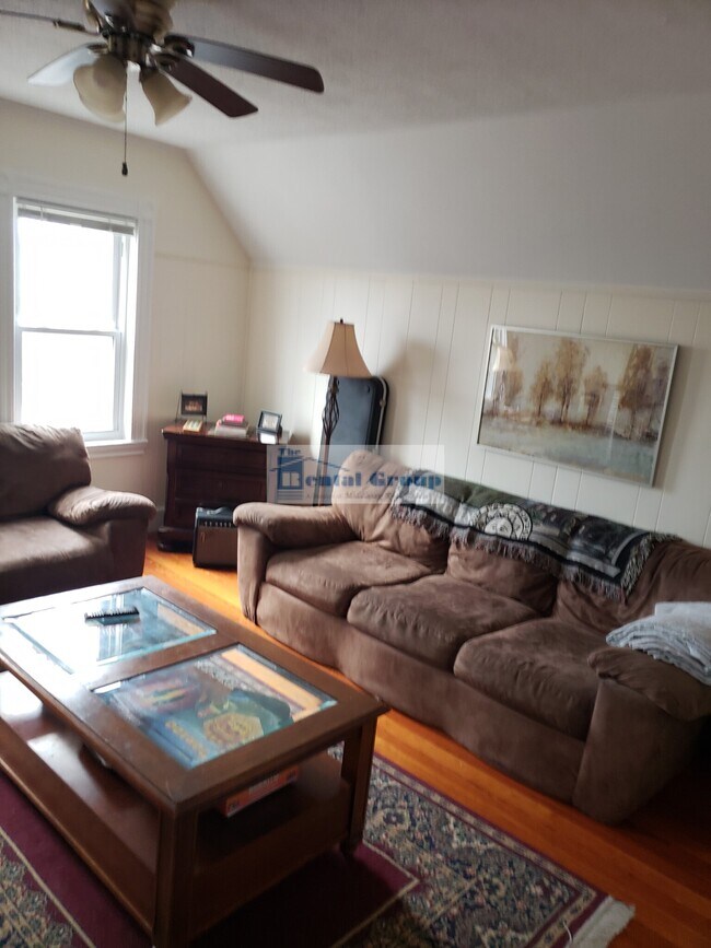 Foto del edificio - 97 Massachusetts Ave