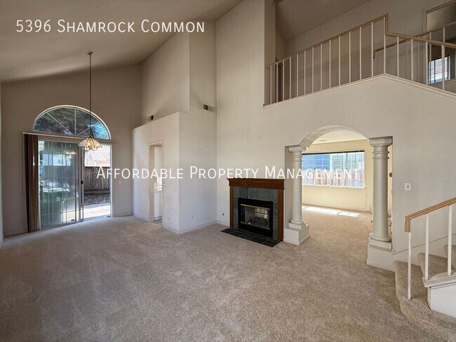Building Photo - 5396 Shamrock Common