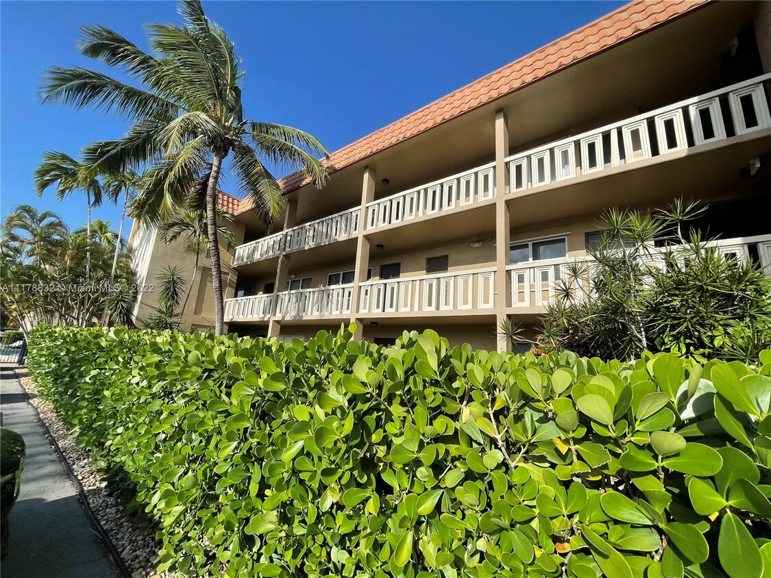 Foto principal - 6200 NE 22nd Way