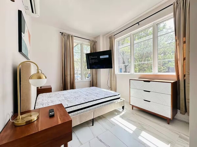 Photo - Furnished room/NOT APARTMENT