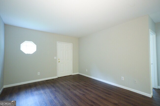 Foto del edificio - 501 Pine Park St