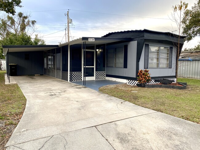 Foto del edificio - 1134 Lakewood Cir E