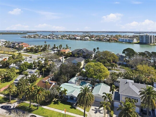 Foto del edificio - 759 Lantana Ave