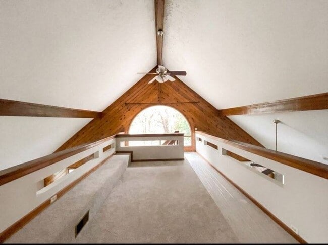 Building Photo - 1223 Dalraida Rd