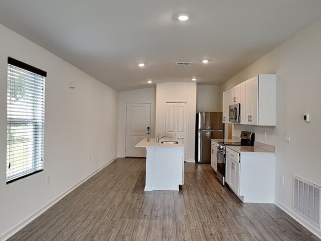 Foto del edificio - 4795 NW 11th St