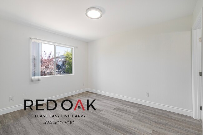 Foto del edificio - 6928 Agnes Ave