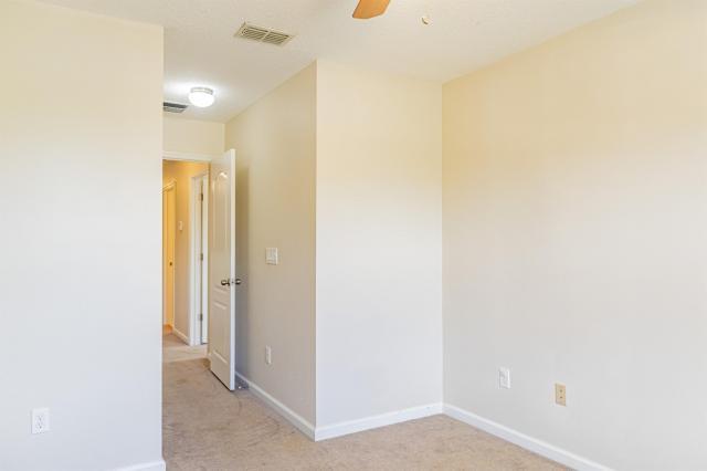 Foto del edificio - 3 bedroom in Orange Park FL 32065