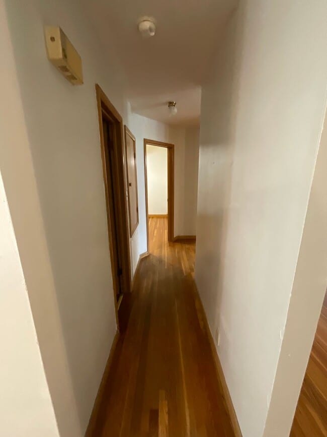 Building Photo - Nice Single Family Home in Girard!