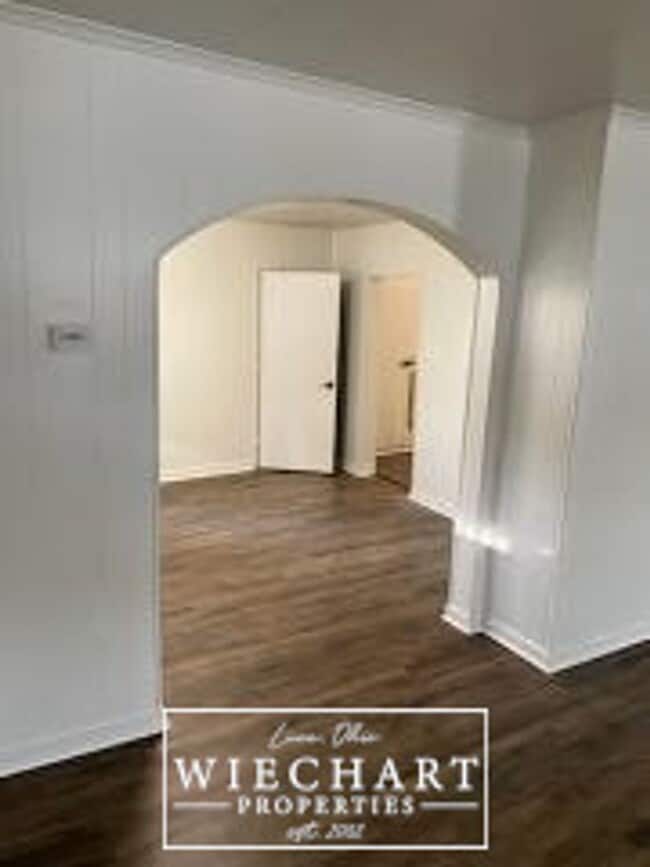 Building Photo - Newly Remodeled 4-Bedroom Home for Rent in...