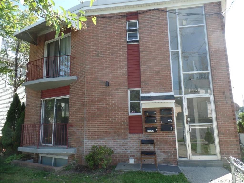 1630 Madison Ave Unit B, Bridgeport, CT 06606 Room for Rent in