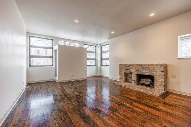 Foto del edificio - 2059 N Clifton Ave