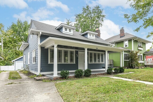 Foto del edificio - 5119 Norway Dr