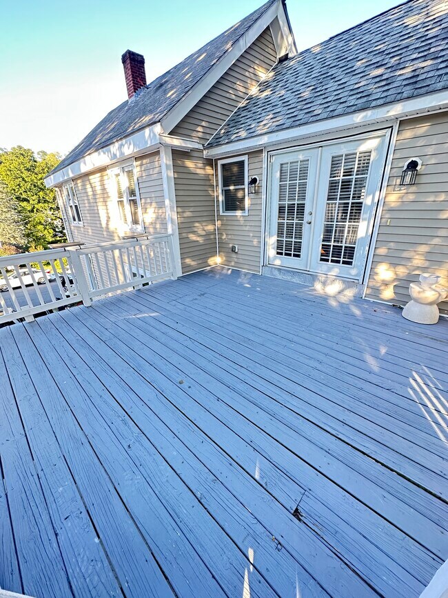 Back Deck - 7 Race St