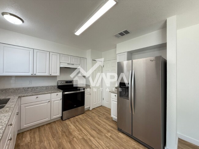 Foto del edificio - 7318 Glen Trail