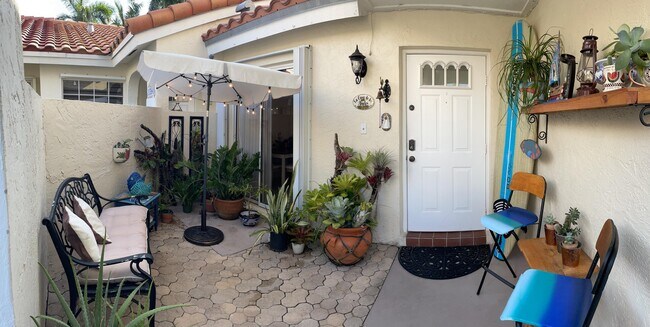 Foto del edificio - 1592 Springside Dr