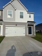 Building Photo - 1860 Payne Dr