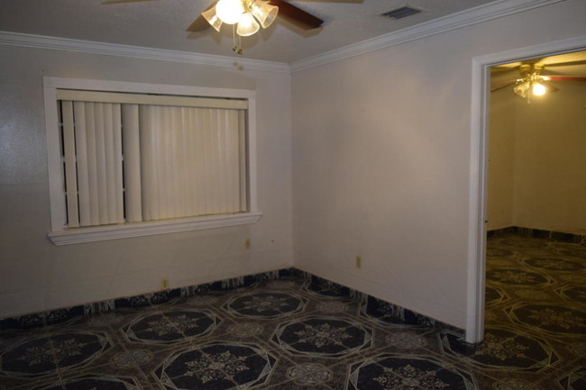 Foto del edificio - 500 Purdy Ln