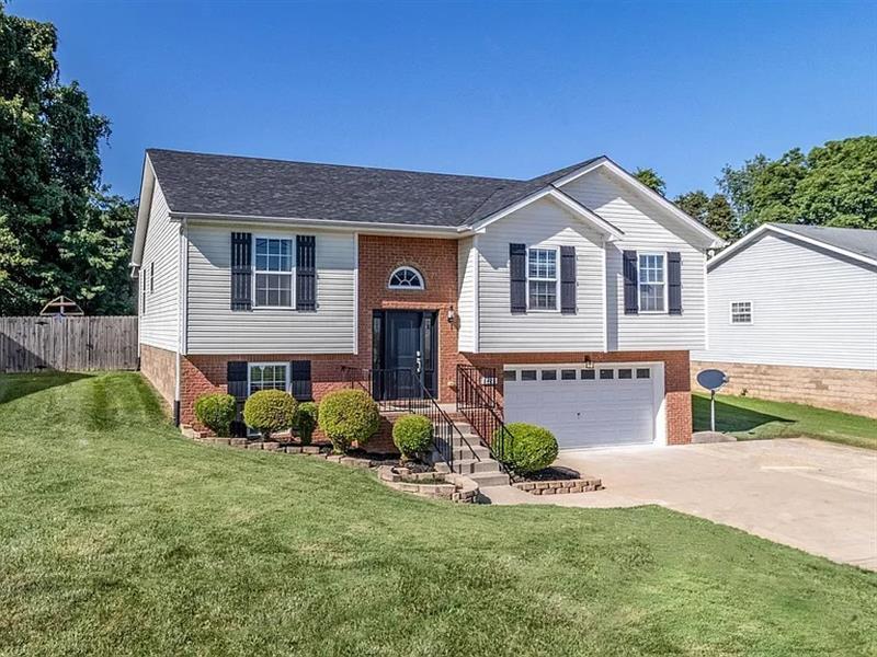 Primary Photo - Gorgeous home