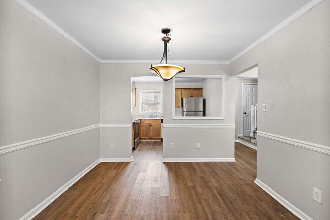 Foto del edificio - Western Branch Townhouse