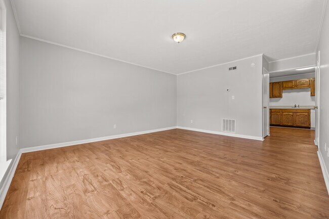 Building Photo - 1791 Lee Ave