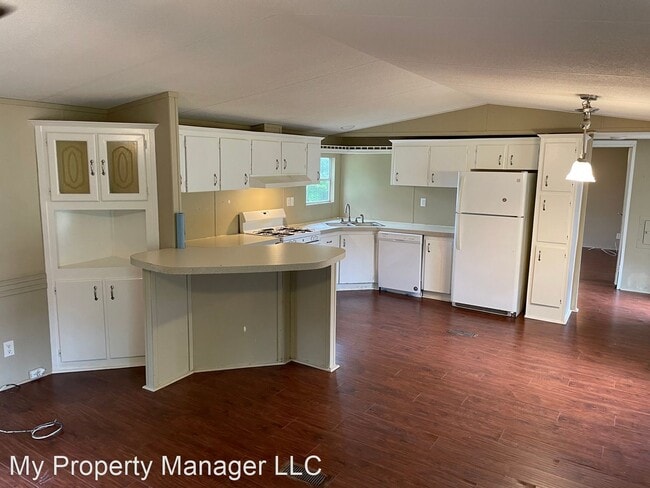 Building Photo - 3 br, 2 bath House - 209 Hilaire Rd.
