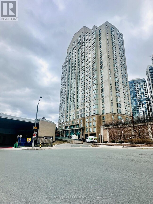 Building Photo - 101 Subway Crescent