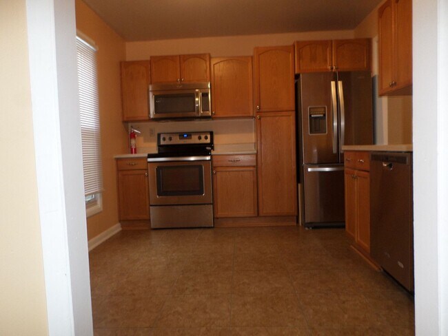 Foto del edificio - 3 Bedroom 3.5 Bath Townhouse