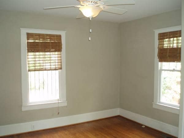 Building Photo - 124 Ebaugh Ave.