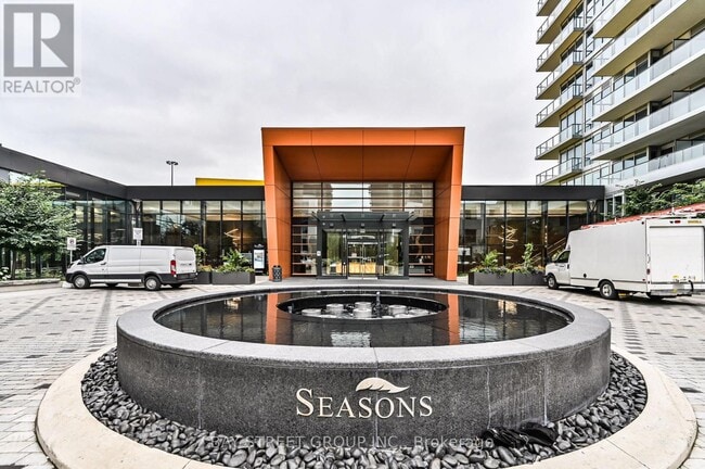 Building Photo - 85 McMahon Dr