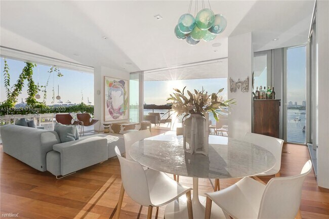 Foto del edificio - 3 br, 3.5 bath Condo - 1300 Monad Ter Unit 5F