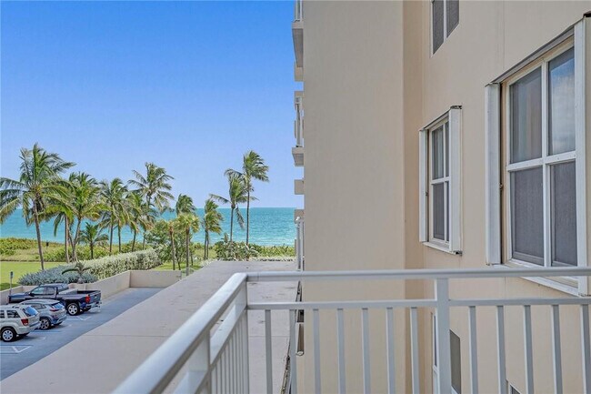 Foto del edificio - 5200 N Ocean Blvd