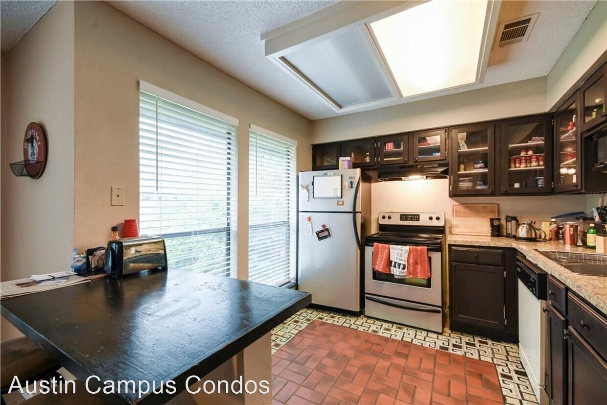 2110 Rio Grande St, Austin, TX 78705