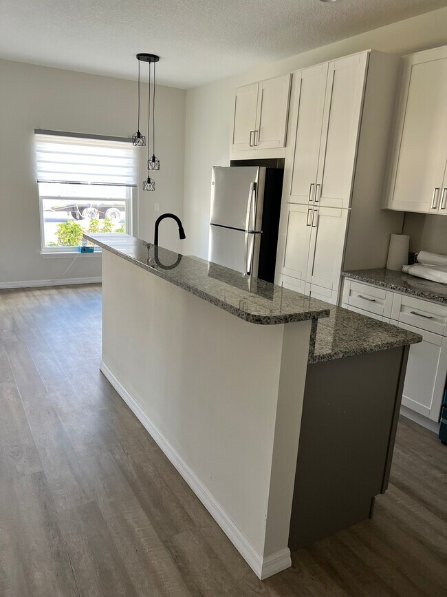 Foto del edificio - 216 NW 16th St