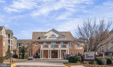 Building Photo - 12956 Centre Park Cir