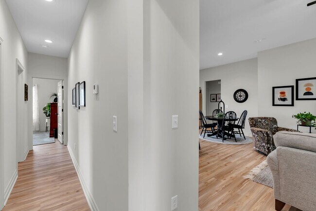 Foto del edificio - 1703 Jase Ct