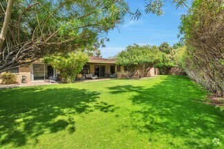 Building Photo - 2115 E Balboa Dr