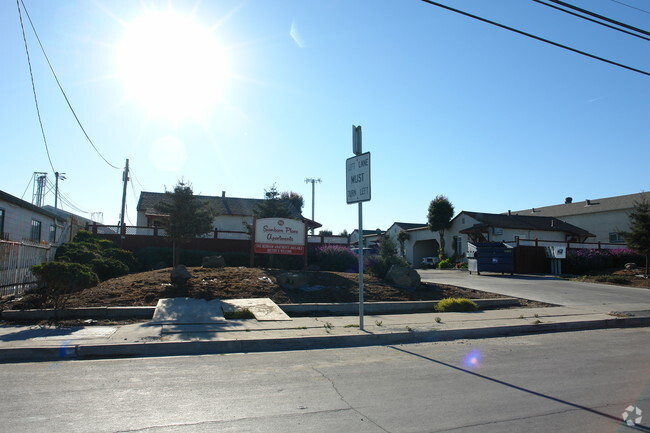 Building Photo - Sanborn Place Apartments