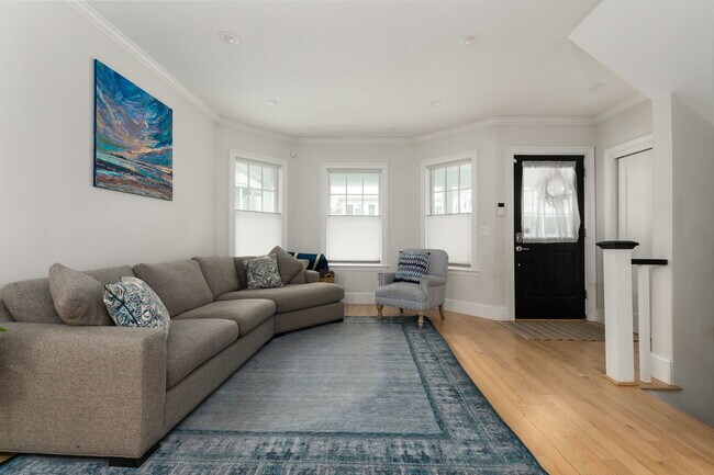 Foto del edificio - 8 Hamilton Rd