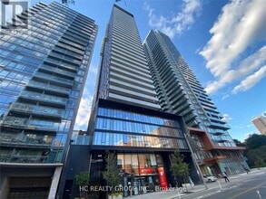 Building Photo - 28 Wellesley St E