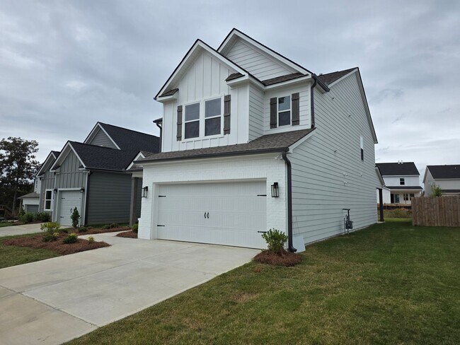 Foto del edificio - BRAND NEW!! Spacious 4-Bedroom home in Ooltewah!