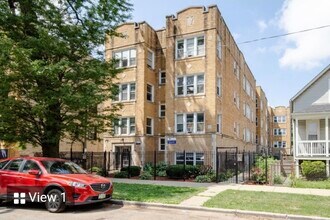 Building Photo - 1918 N Drake Ave