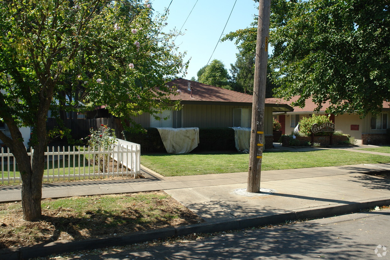 Primary Photo - Oakdale Apartments