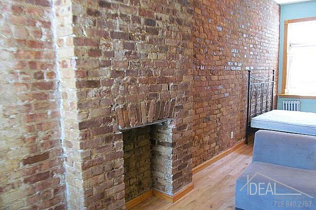Building Photo - 888 St Johns Pl