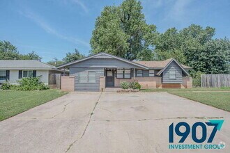 Building Photo - 608 N Janeway Ave