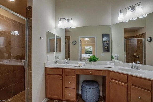 Building Photo - 13671 Julias Way