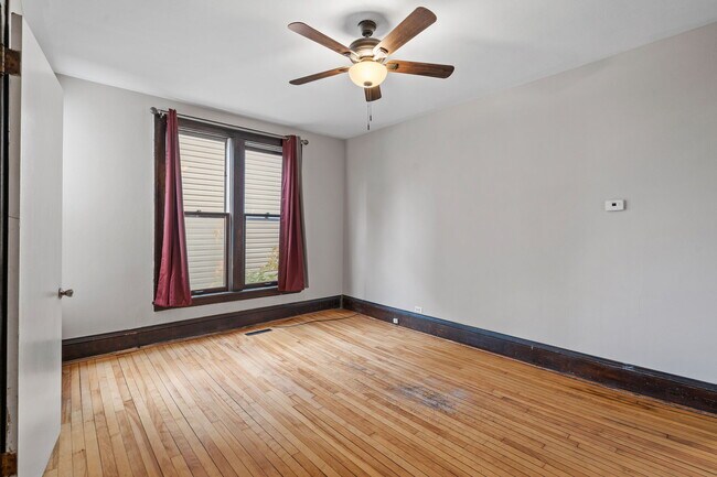 Foto del edificio - 2517 Aldrich Ave N