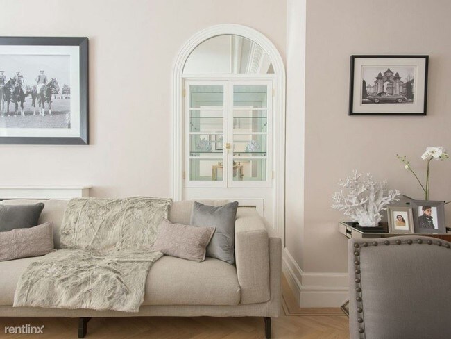 Building Photo - 1520 Taylor St