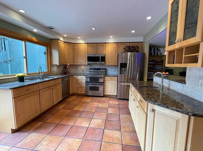 Chef's Kitchen with Top-of-the-Line Appliances - 45 Benthaven Pl