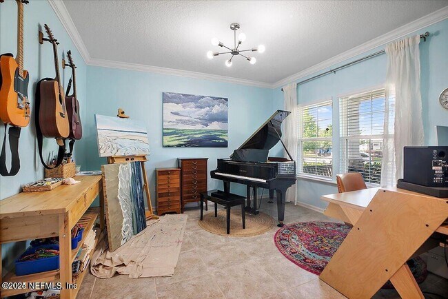 Foto del edificio - 61 MOORINGS COURT