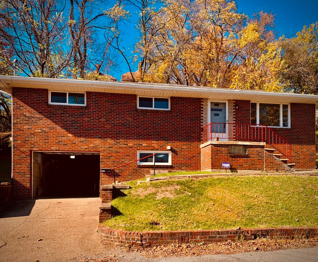 Foto principal - 4021 Portman Ave